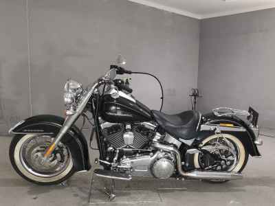 Harley-Davidson Deluxe FLSTN1690 2016