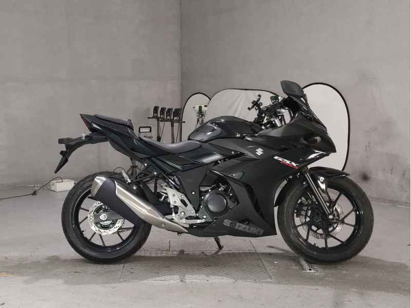 Suzuki GSX250R