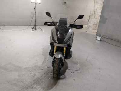 Honda X-Adv 750 2025