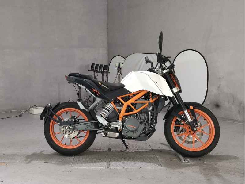 KTM 390 Duke 2015