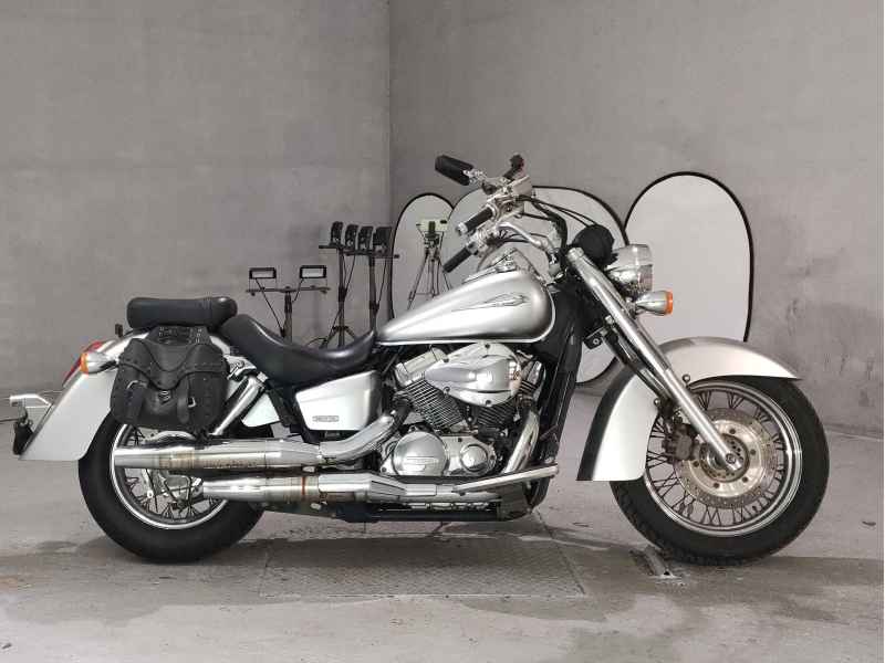 Honda Shadow 400 Classic 2011