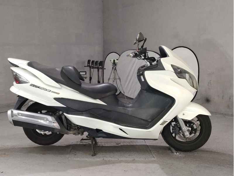 Suzuki Skywave 250S