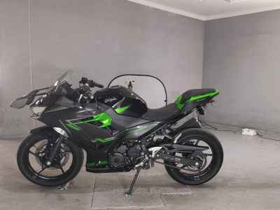 Kawasaki Ninja 400 2023