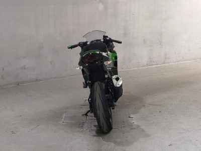 Kawasaki Ninja 400 2023