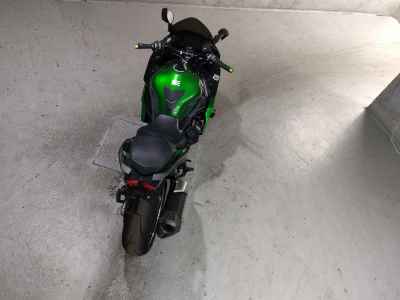 Kawasaki Ninja H2 SX 2022