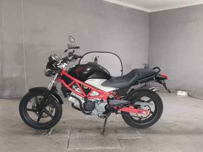 Honda VTR250 2011