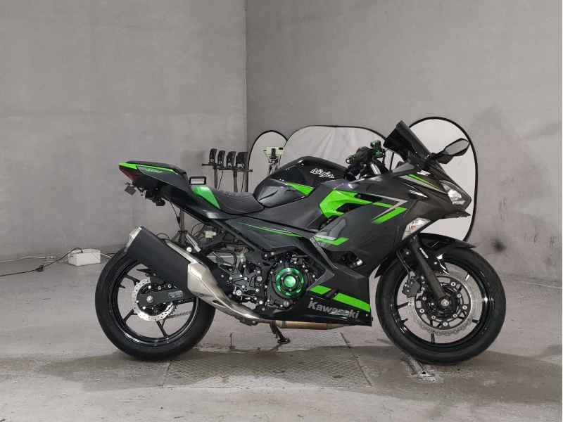 Kawasaki Ninja 400 2019