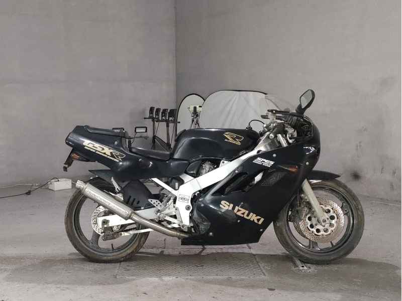 Suzuki GSX-R400
