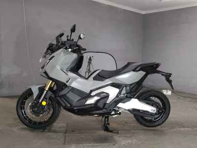 Honda X-Adv 750 2025
