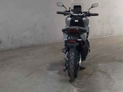 Honda X-Adv 750 2025
