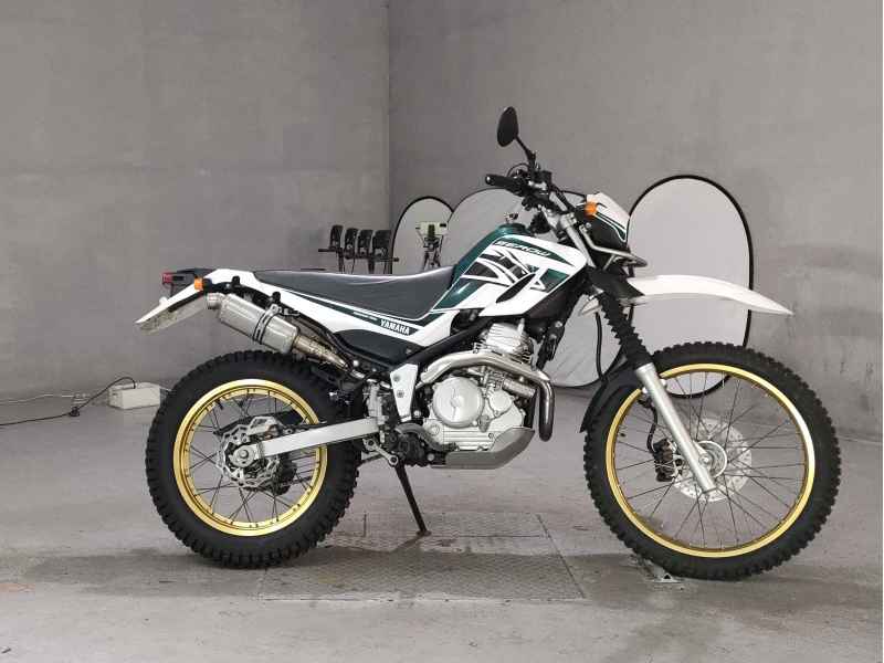 Yamaha XT250 Serow 2016