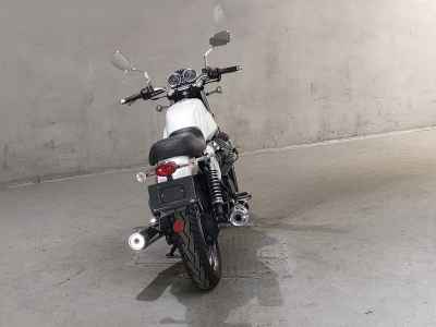 Moto Guzzi V7 2012