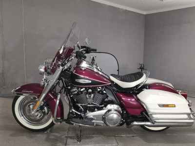 Harley-Davidson FLHFB1870 2023