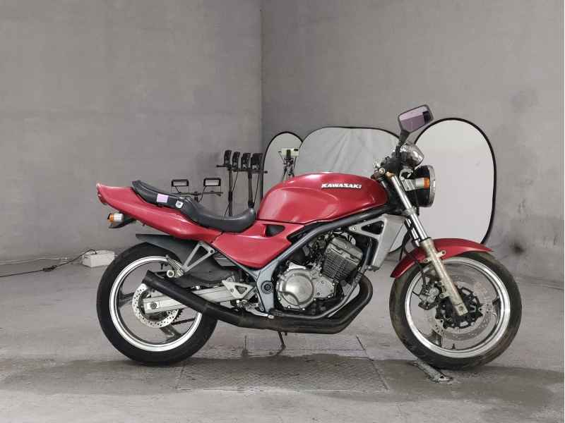 Kawasaki Balius ZR250