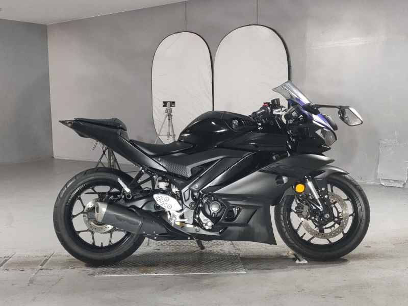 Yamaha YZF-R25 2020