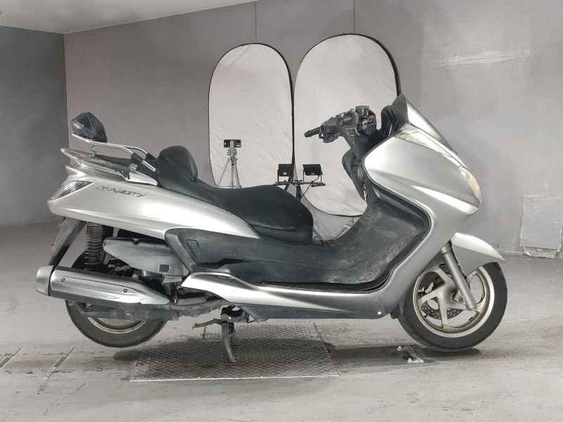 Yamaha Majesty 250