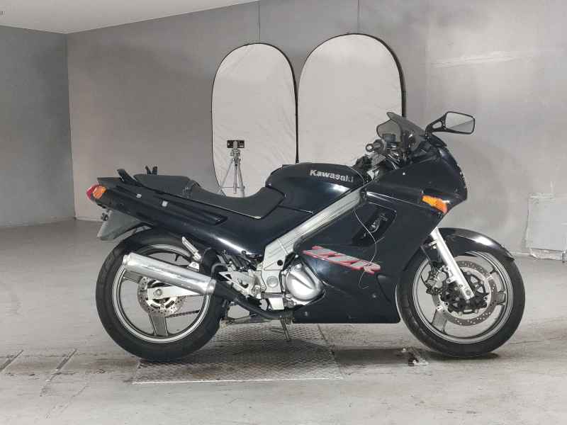 Kawasaki ZZR250