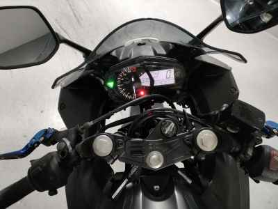 Yamaha YZF-R25 2016