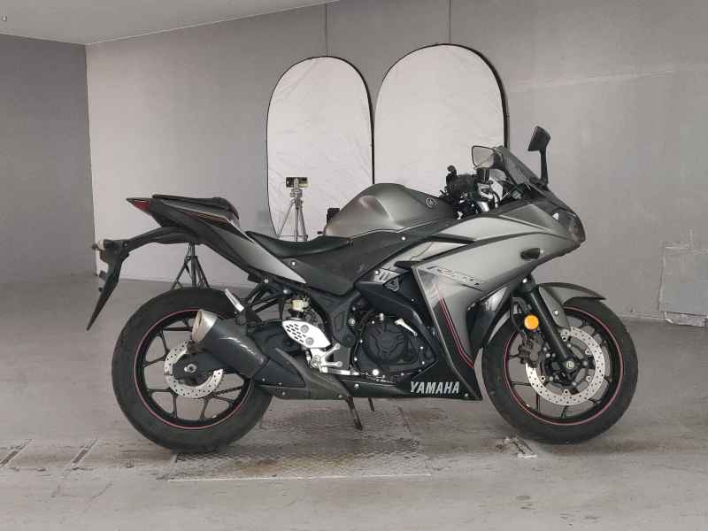 Yamaha YZF-R25