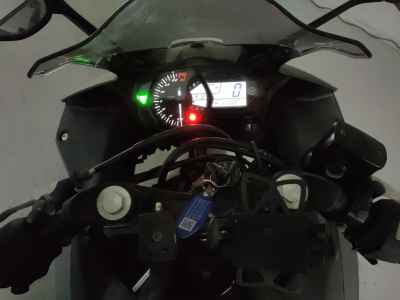 Yamaha YZF-R25