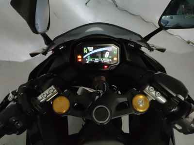 Kawasaki Ninja ZX-25R KRT Edition