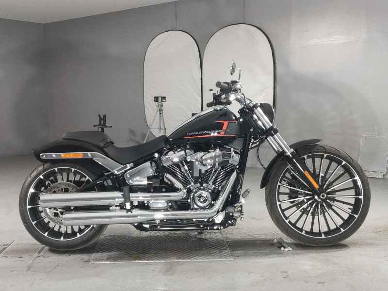 Harley-Davidson Breakout FXBR1920 2025
