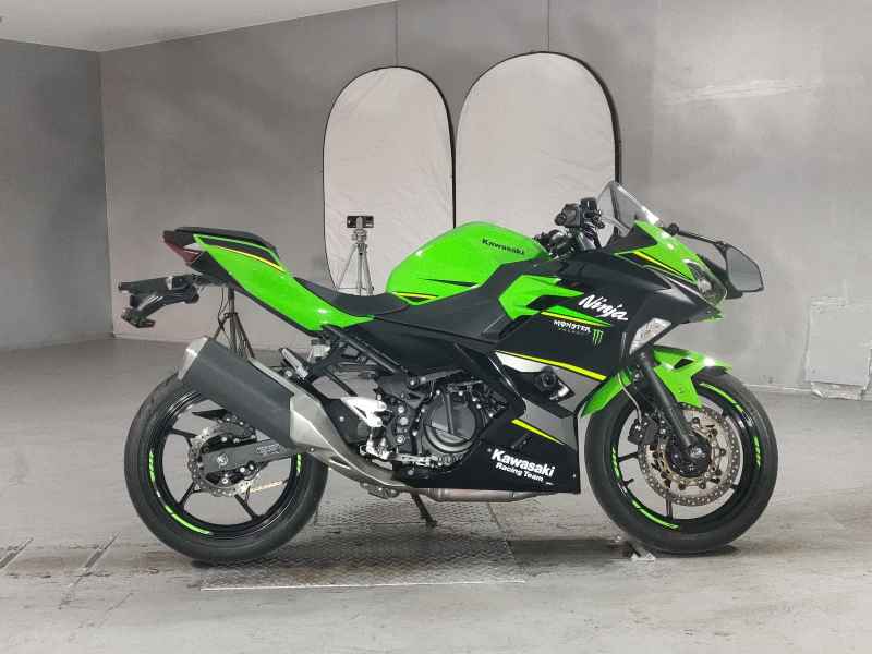 Kawasaki Ninja 400 2018