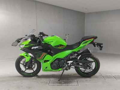 Kawasaki Ninja 400