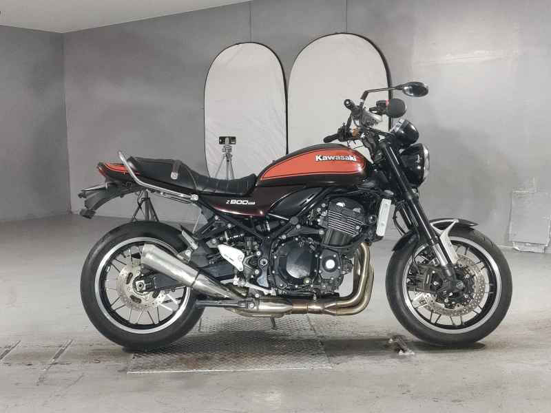 Kawasaki Z900RS 2017