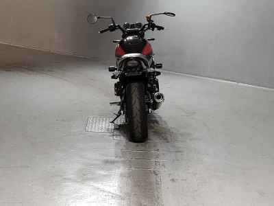 Kawasaki Z900RS 2022