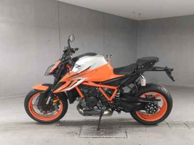 KTM 1290 Super Duke R 2023
