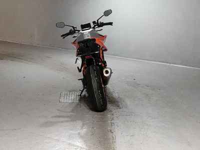 KTM 1290 Super Duke R 2023