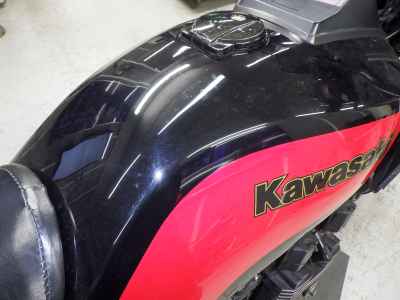 Kawasaki GPZ550 2024