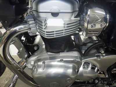 Kawasaki W800 2022