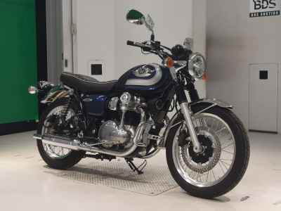 Kawasaki W800 2022