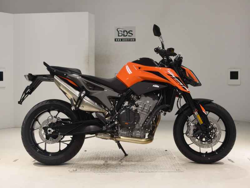 KTM 790 Duke 2023