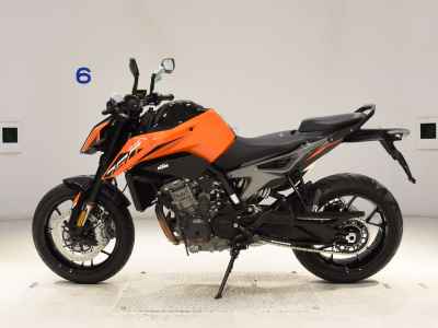 KTM 790 Duke 2023