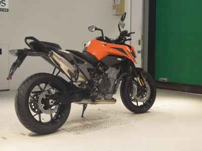 KTM 790 Duke 2023