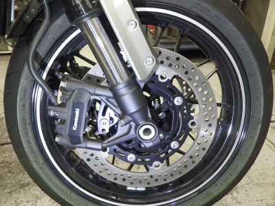 Kawasaki Z900RS 2024