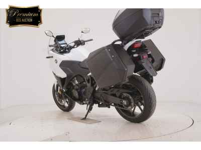 Honda NT1100 2022