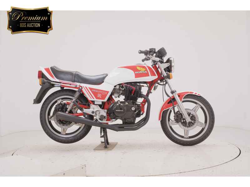 Honda CB250 Super Hawk