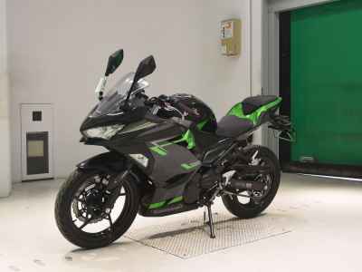 Kawasaki Ninja 400 2023