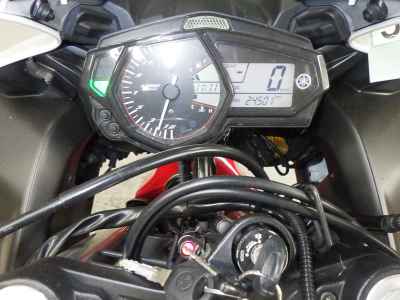 Yamaha YZF-R25 2016