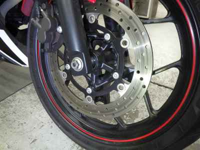 Yamaha YZF-R25 2016