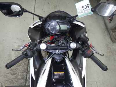 Yamaha YZF-R25 2016