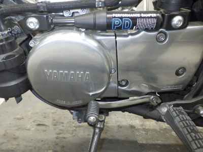 Yamaha SR400 2021