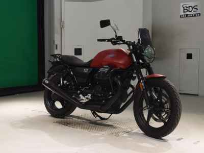 Moto Guzzi V7 Stone 2023
