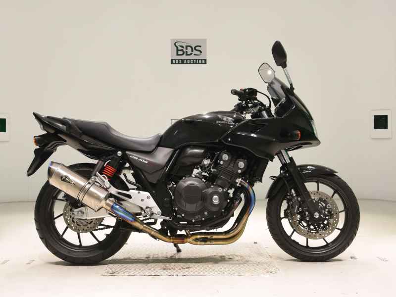 Honda CB400 Super Boldor 2020