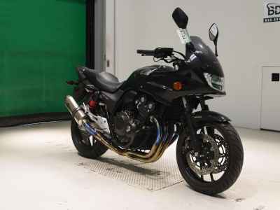 Honda CB400 Super Boldor 2020