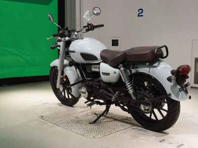 Honda GB350C 2024